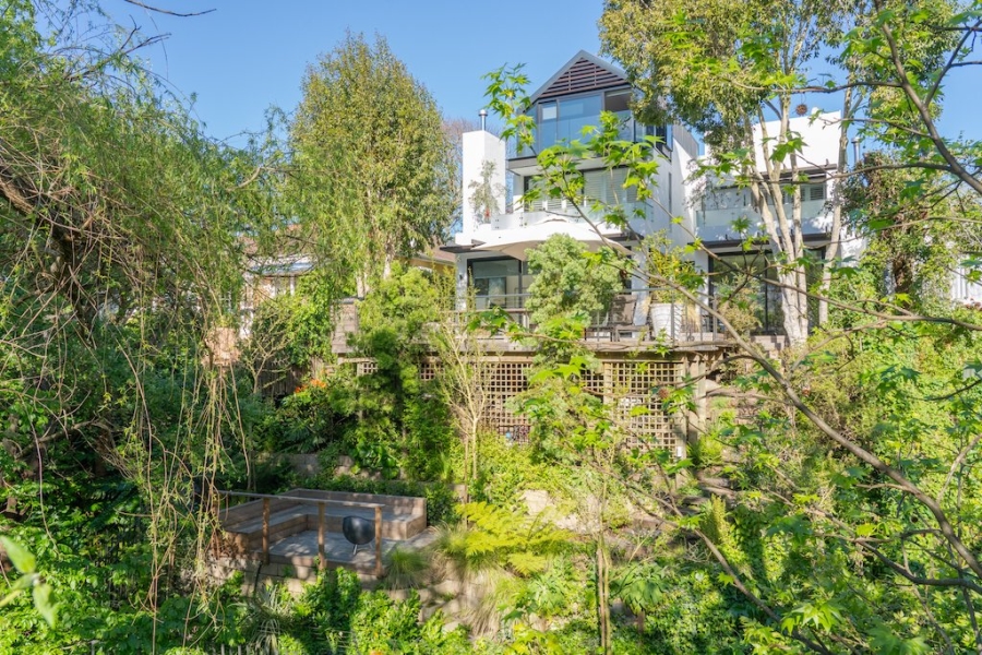 To Let 4 Bedroom Property for Rent in Newlands Western Cape